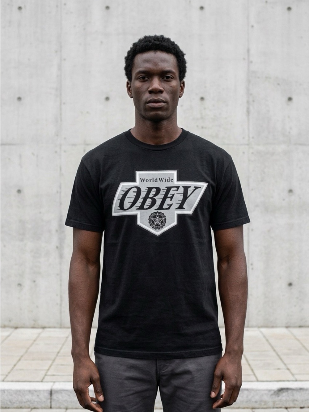2308 - Obey Worldwide Graphic T-Shirt Black Size Medium